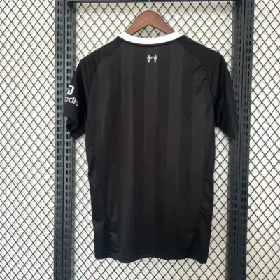 Liverpool Goalkeeper Jersey 2025/26 – Player Edition